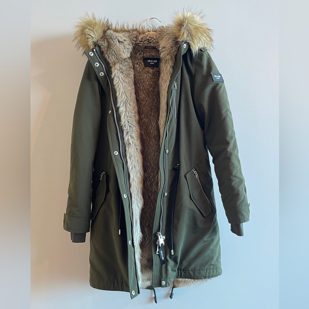 FOR ALL KIND MOSS PARKA V2 COAT - New without Tags . Vegan